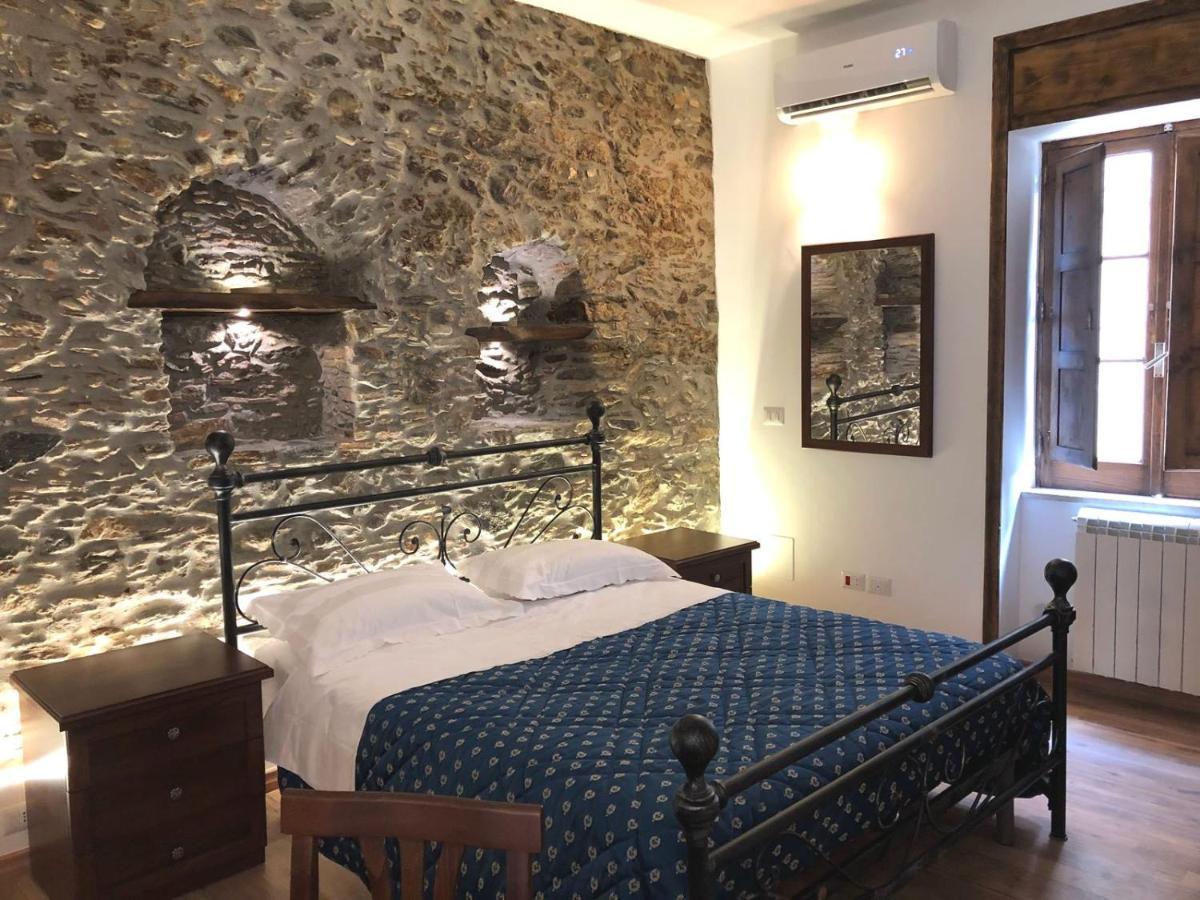 Il Covo Dei Re Bed & Breakfast Fiumedinisi Exterior photo